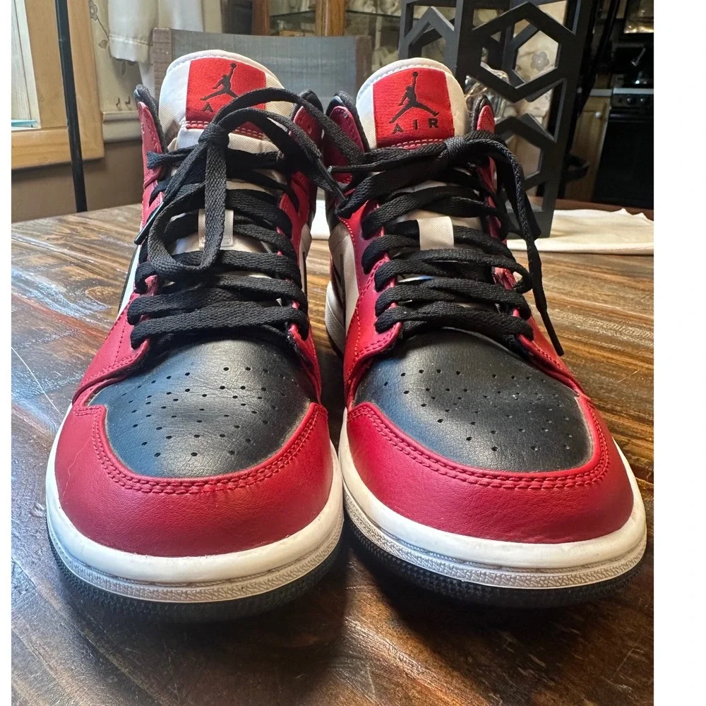 Jordan air mid